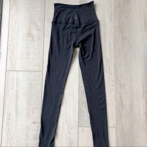 Beyond Yoga Take Me Higher Legging